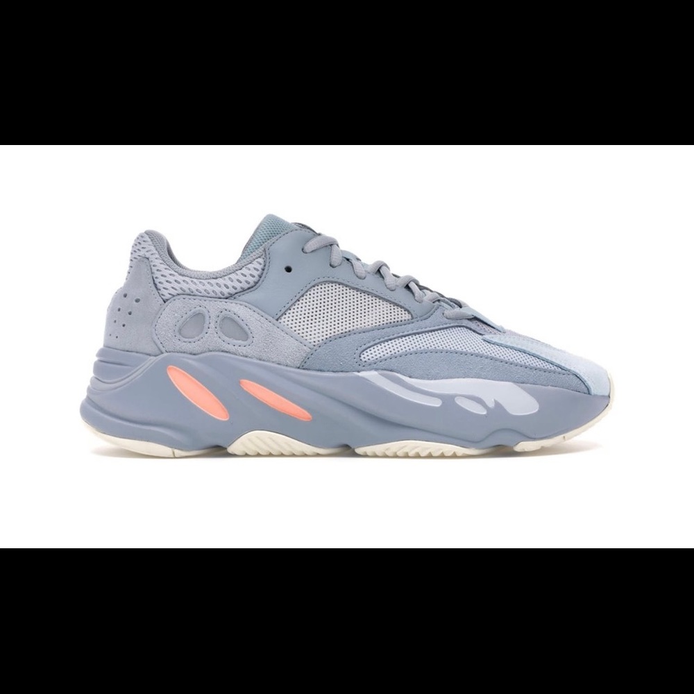 Yeezy boost 700 men size 9